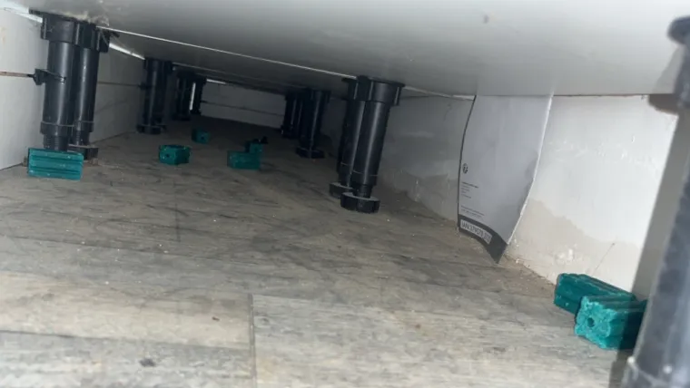 Dératisation dans une cuisine à Ferriere la grande, Maubeuge, Destru Nuisibles